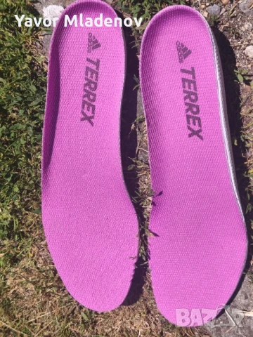 Туристически маратонки adidas Gore Tex чисто нови 42 номер унисекс., снимка 5 - Спортни обувки - 50619783