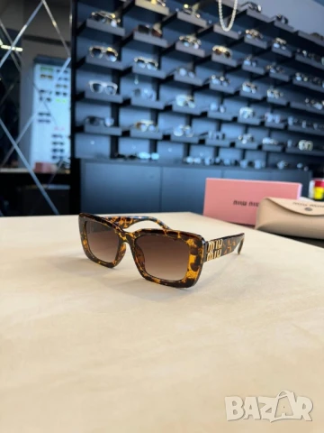 очила с черен обикновен калъф louis vuitton versace miu miu, снимка 13 - Слънчеви и диоптрични очила - 51095373