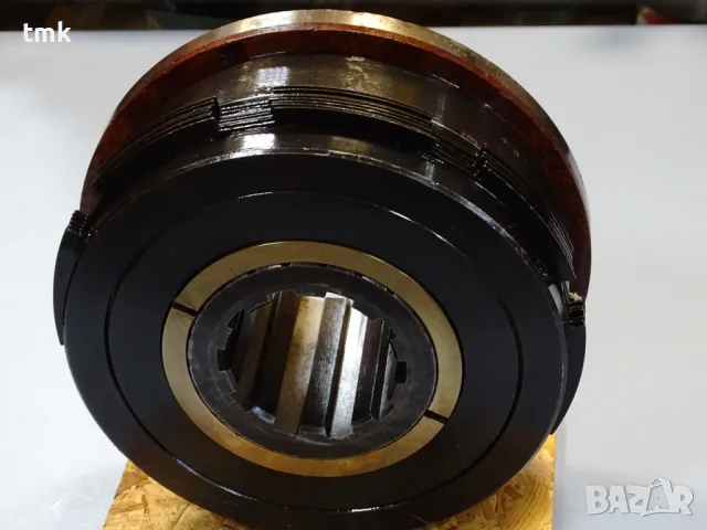 Електромагнитен съединител ЭТМ-152(2Э)(2Т) electromagnetic multi-plate clutch 24VDC, снимка 5 - Резервни части за машини - 47464189