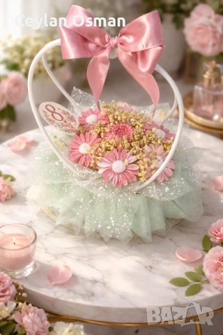 Красиви кошници със цветя от соев восък , снимка 2 - Декорация за дома - 53404092