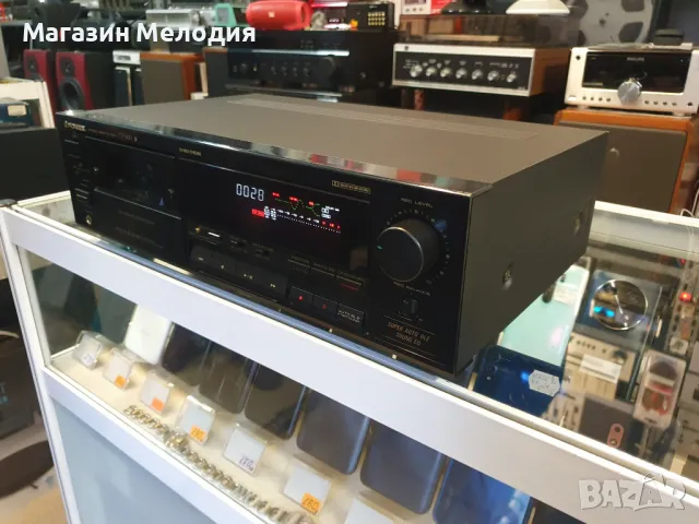 Триглав касетен дек Pioneer CT-S410 / 3-HEAD SYSTEMS В отлично техническо и визуално състояние., снимка 8 - Декове - 47853468