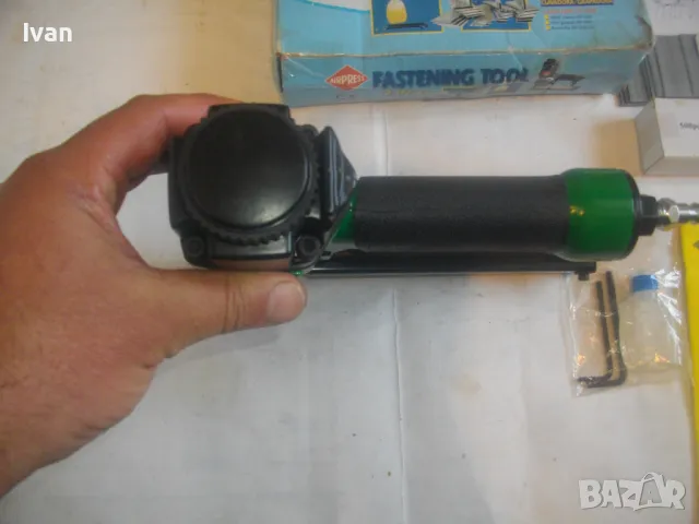 НОВ НИДЕРЛАНДСКИ ОРИГИНАЛЕН ГОЛЯМ КОМБИНИРАН ТАКЕР 2010г. СКОБИ ПИРОНИ ДО 50мм , снимка 13 - Други инструменти - 49427187