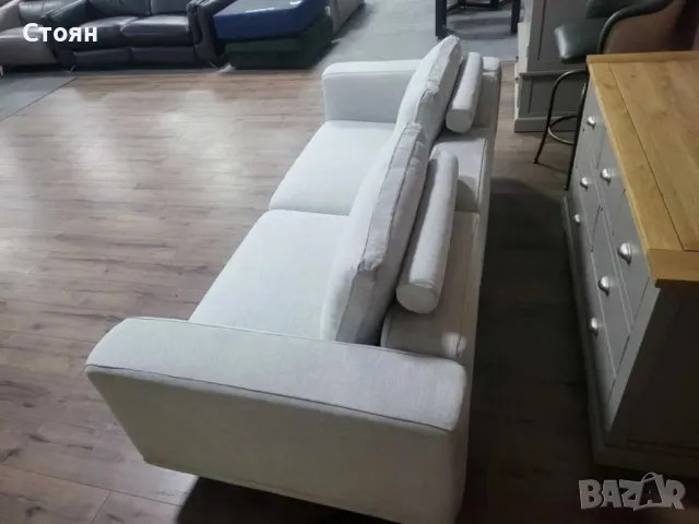 Дизайнерски сив диван от плат тройка, снимка 4 - Дивани и мека мебел - 47710059