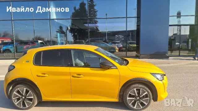 Пежо / Peugeot E 208 GT ЕЛЕКТРИЧЕСКИ с гаранция на батерията до 2029г, снимка 2 - Автомобили и джипове - 49116056