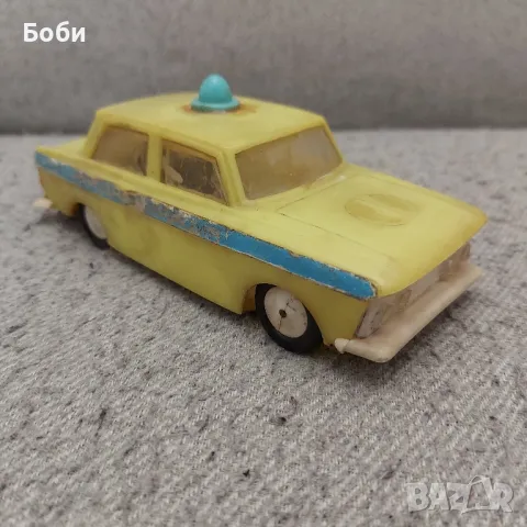 Стара Соц Българска Пластмасова Играчка Москвич Народна Милиция, снимка 7 - Колекции - 48930712