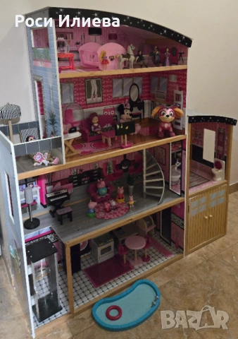 Голяма Къща за Кукли