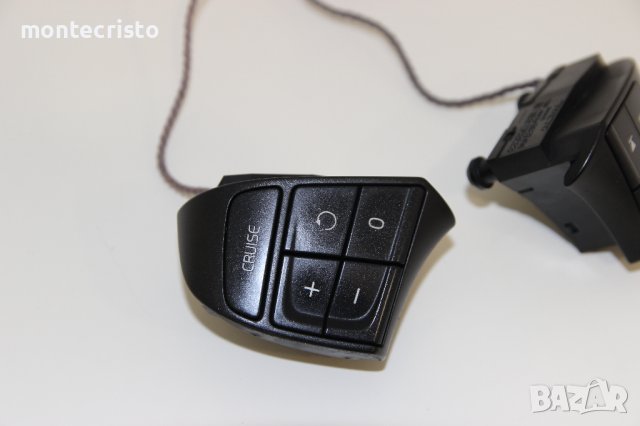 Бутони мултифункционален волан Volvo V50 (2003-2012г.) бутон cruise control / 8637491 / 8637471, снимка 2 - Части - 42625607