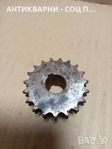 Соц Стара Зъбчата Шайба За Машини Техника 0.730кг. Номер 194., снимка 4 - Антикварни и старинни предмети - 53037174