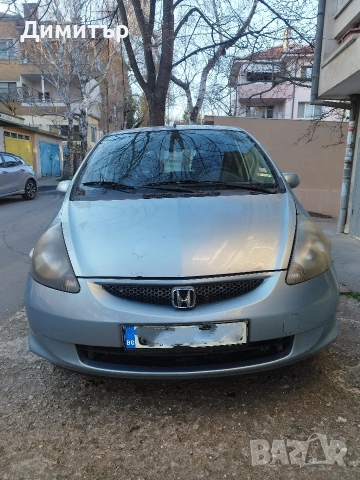 Продавам хонда jazz