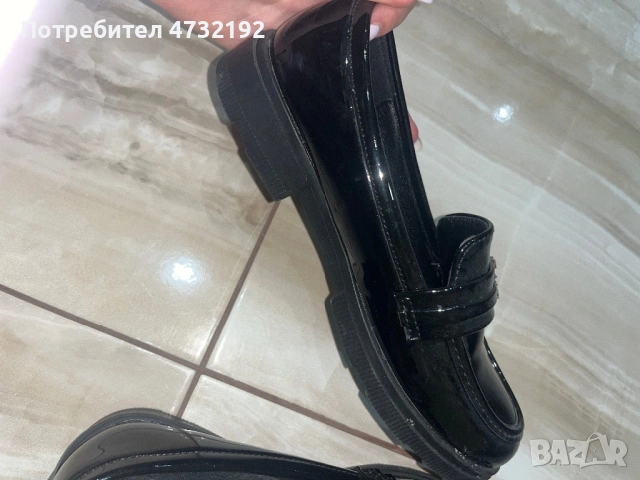 Лачени официални обувки за момиче(34номер), снимка 2 - Дамски елегантни обувки - 53700048