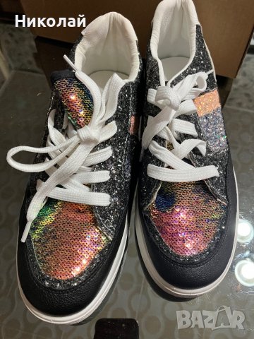 Продавам дамски маратонки, снимка 4 - Дамски ежедневни обувки - 38832025