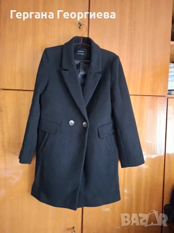 Ново дамско палто Stradivarius, снимка 2 - Палта, манта - 55852722
