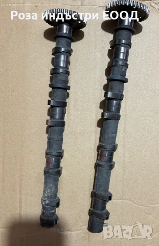 Suzuki GsxR 600 K5 , K4 глава с клапани  , водна помпа, валове, голяма касета съединител, снимка 4 - Мотоциклети и мототехника - 48813058