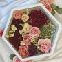 Вечен Букет от рози, божур, гипсофила и хортензия в епоксидна смола в дървена рамка хексагон, снимка 2
