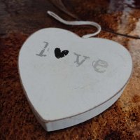 дървено ретро сърце Любов от Финландия, снимка 1 - Декорация за дома - 41836637