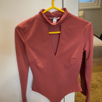 Дамски блузи по 20лв, снимка 1 - Блузи с дълъг ръкав и пуловери - 44610957