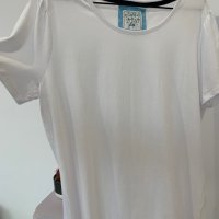 Дамска тениска в размер L, снимка 3 - Тениски - 44275631