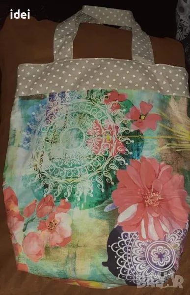 Красива дамска чанта Десигуал, снимка 1