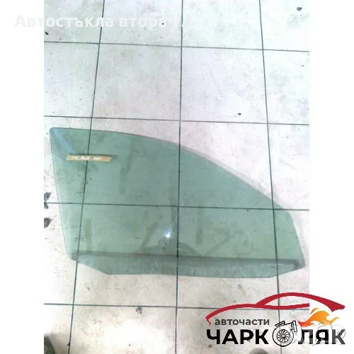 стъкло предно дясно за Фолксваген Голф 4 2000 4врати (1), снимка 1