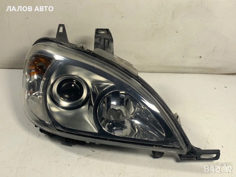 Десен фар Hella оборудван Мерцедес Mercedes-Benz ML W164 , снимка 1
