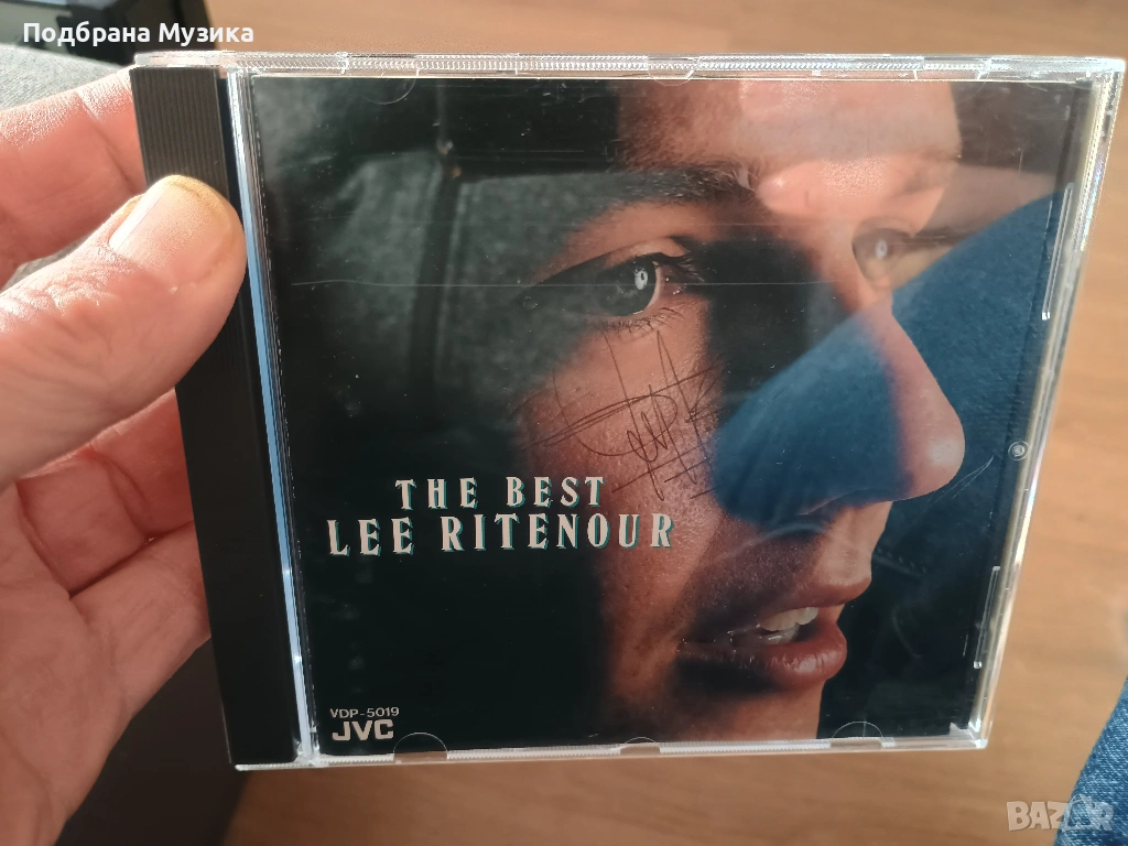 Lee Ritenour - The Best (Signed 1986 JVC Japan ), снимка 1