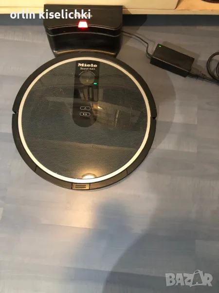 Робот прахосмукачка Miele Scout RX1, снимка 1