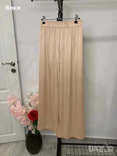 Сатенен панталон размер S-М, снимка 1