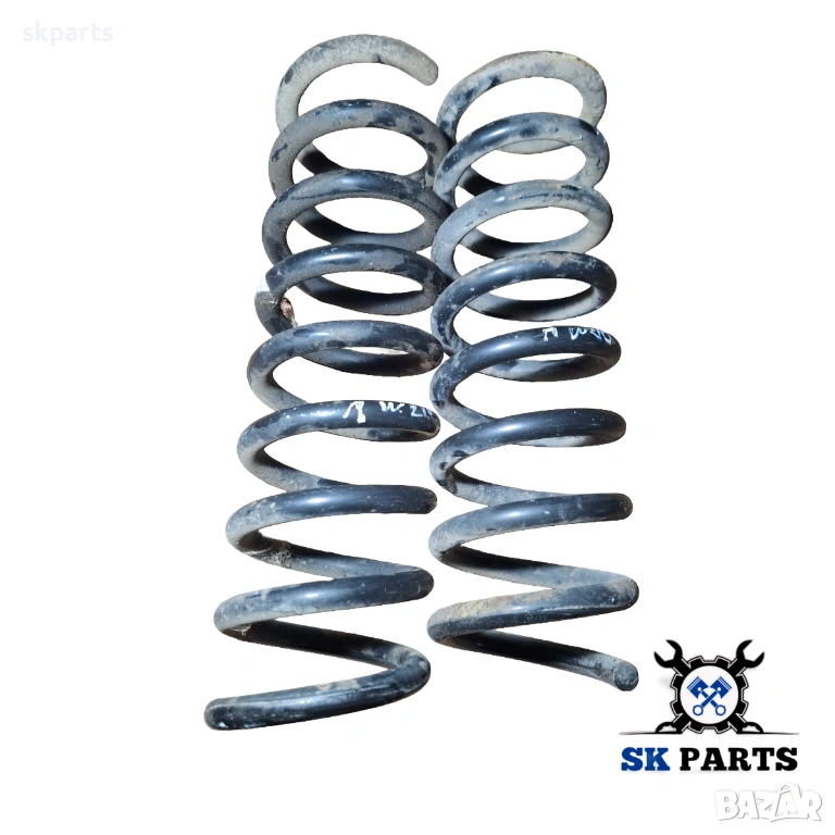 Пружини предни за Mercedes-Benz E-Class Sedan (W210) / Мерцедес Е - класа, снимка 1