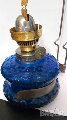 Антична керосинова лампа с кобалтово стъкло, 40-те г, снимка 3 - Антикварни и старинни предмети - 51713657