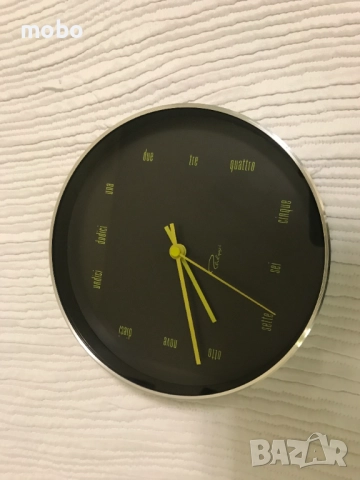 Безшумен нов стенен часовник, марка Philippi/ Германия, диаметър 20см. 