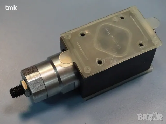 Хидравличен редуцил вентил Bosch 0811150 pressure reducing valve 70 bar, снимка 9 - Резервни части за машини - 47463932