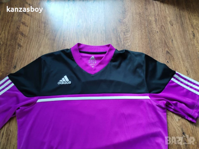 adidas -страхотна мъжка тениска Л