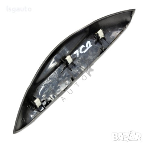 Лайсна табло средна дясна Toyota RAV4 II 2000-2006 ID:107393, снимка 2 - Части - 41752611