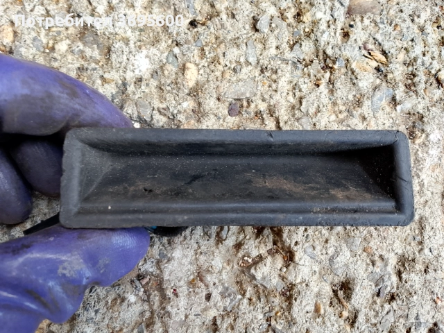 Audi A4 B6 kombi Ауди А4 Б6 комби дръжка копче за отваряне на заден капак багажник, снимка 2 - Части - 52883844