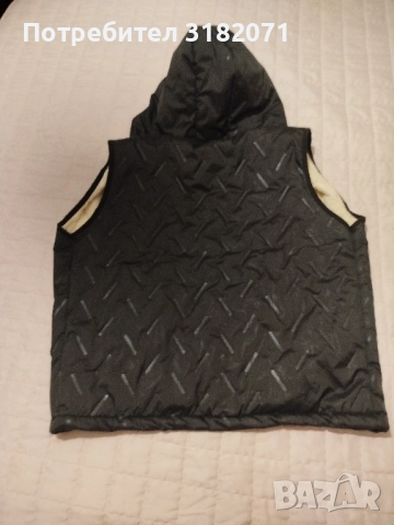 Елек с качулка и топла подплата , снимка 3 - Други - 52388849