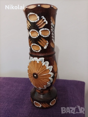 Дървена ваза