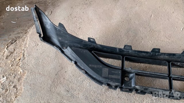 Решетка в бронята за Mercedes w247 B class, снимка 5 - Части - 34778355