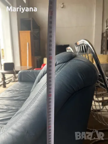 Син кожен диван, снимка 2 - Дивани и мека мебел - 50004983