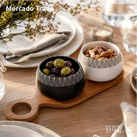 Бамбуково плато за разядки Mercado Trade, 2 керамични купички с поставка