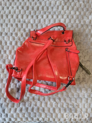 Дамска раница , снимка 3 - Раници - 53365571
