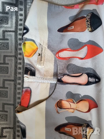 Елегантна рокля Zanardi Italy gold Moschino, снимка 3 - Рокли - 50670709