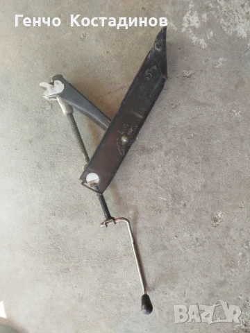 Продавам крик за Мазда 6 , оригинален , снимка 8 - Аксесоари и консумативи - 50844208