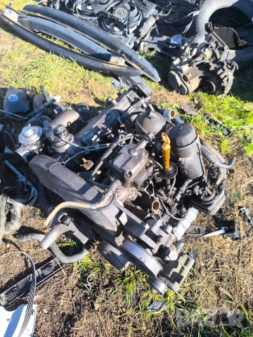 Двигател за Голф 4 1.9tdi 110, снимка 2 - Части - 52928916