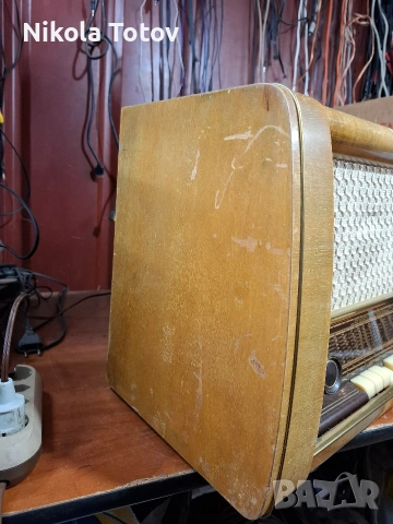 Продава се старинно дървено радио . , снимка 5 - Антикварни и старинни предмети - 53597307