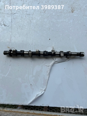 Разпределителен вал Рено Канго Дизел 1,9 литра 2001 година