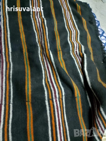 Бяло и черно  халище, снимка 2 - Други - 46175349