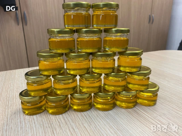 Бурканчета пълни с мед-25 мл., снимка 4 - Декорация за дома - 50444290
