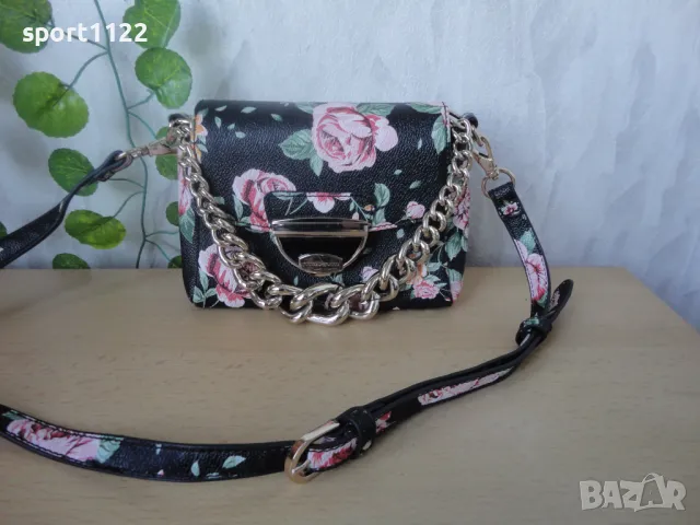 Roccobarocco/оригинална дамска чантичка, снимка 3 - Чанти - 49830041