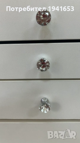 Продавам бял шкаф, изработен по поръчка, снимка 5 - Шкафове - 53808438