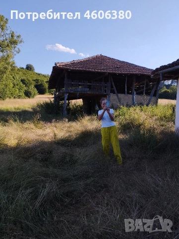 продавам имот с къща , снимка 2 - Къщи - 52582938